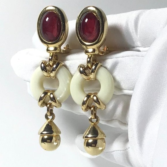 David Grau Jewelry - Vintage Spanish Designer David Grau Gold Tone Clip on Dangle Drop Earrings 1980s